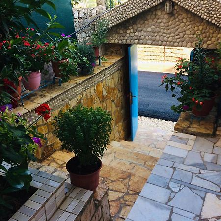 Relaxation Place Hotel Himare Ngoại thất bức ảnh