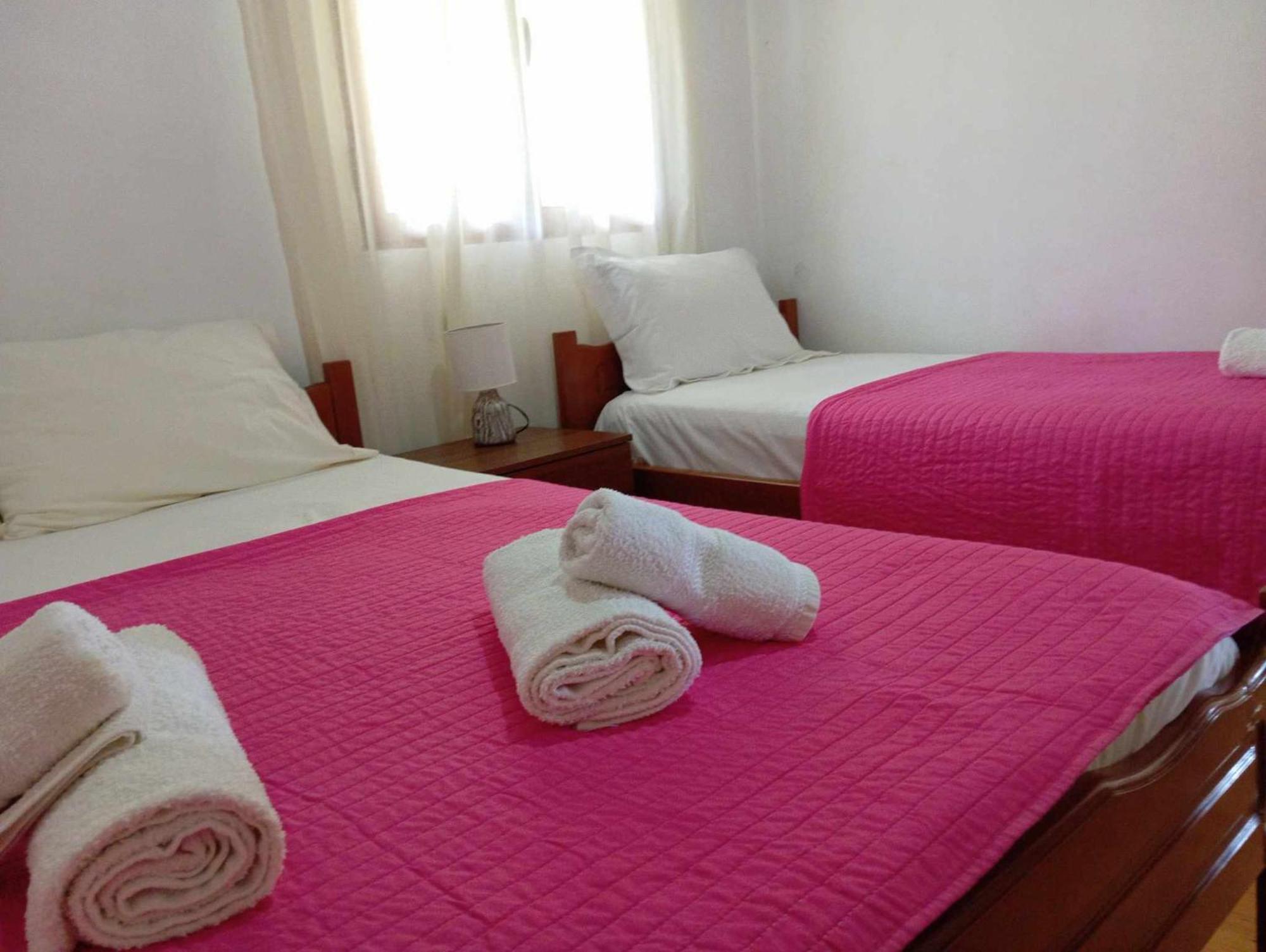Relaxation Place Hotel Himare Ngoại thất bức ảnh