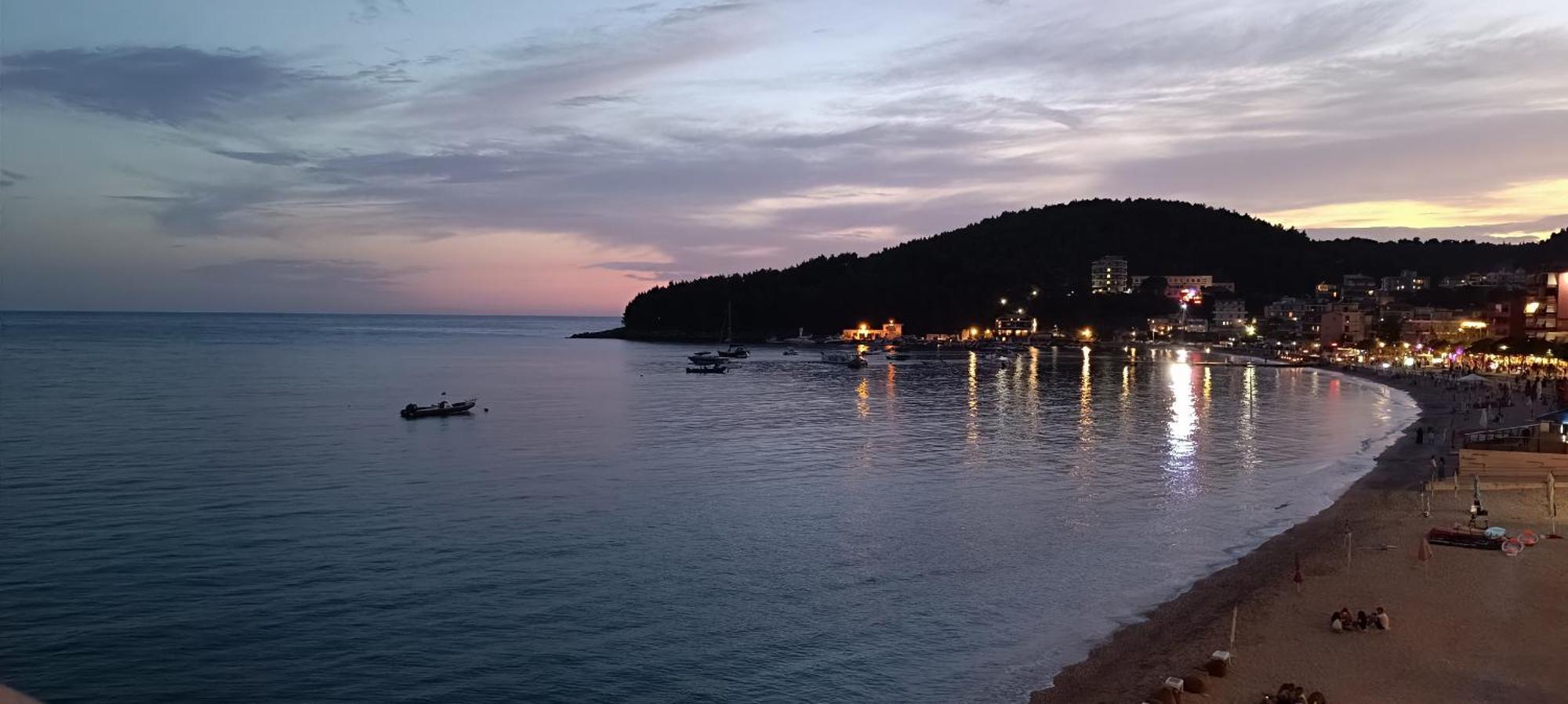 Relaxation Place Hotel Himare Ngoại thất bức ảnh