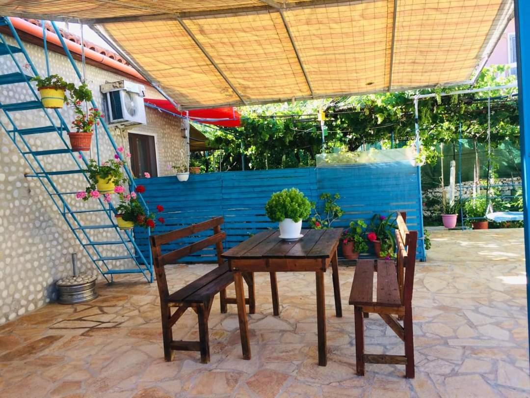 Relaxation Place Hotel Himare Ngoại thất bức ảnh
